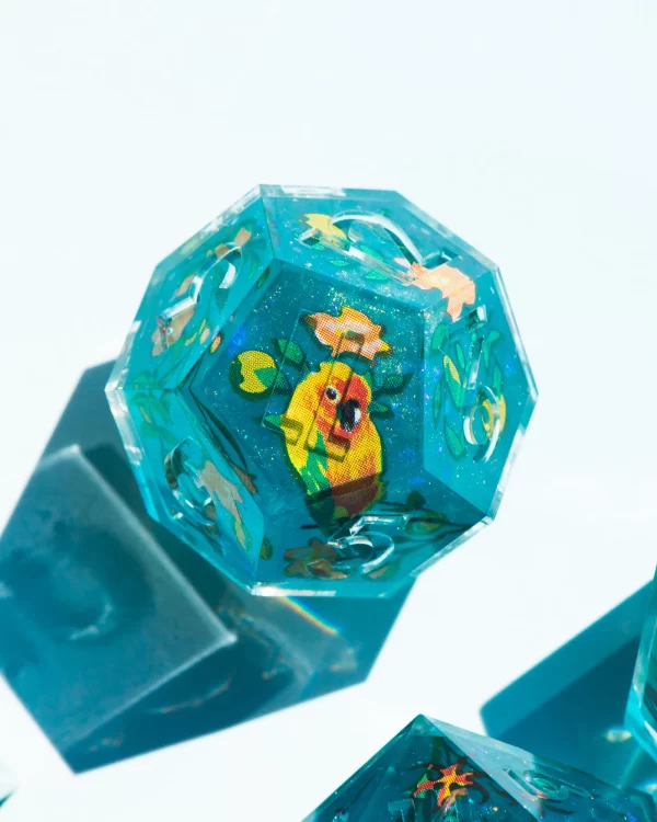 Join The Party Plant Pirates 7-Piece Iconic Dice Set - Image 5